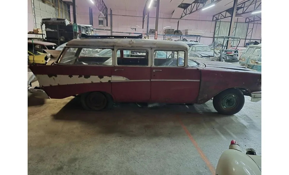 Chevrolet, This Rusty 1957 Chevrolet 210 Wagon Is a $3,200 eBay Time Capsule Begging for a Second Life