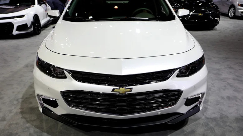 Why Did Automakers Stop Using Bulky Bumpers On Their Cars?