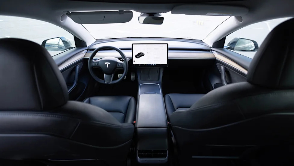 Reuters says flawed math boosted Tesla Full Self-Driving safety claims