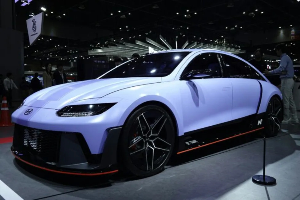 Hyundai Ioniq 6 N Beats 650-HP Tuned Nissan GT-R in Track Battle
