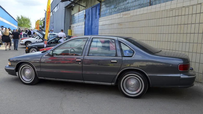 Are There Any Cars That Are Still Made With A Body-On Frame?