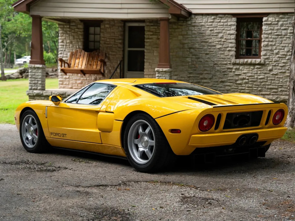 This 2006 Ford GT For Sale Is Rare Because Of What It Doesn’t Have