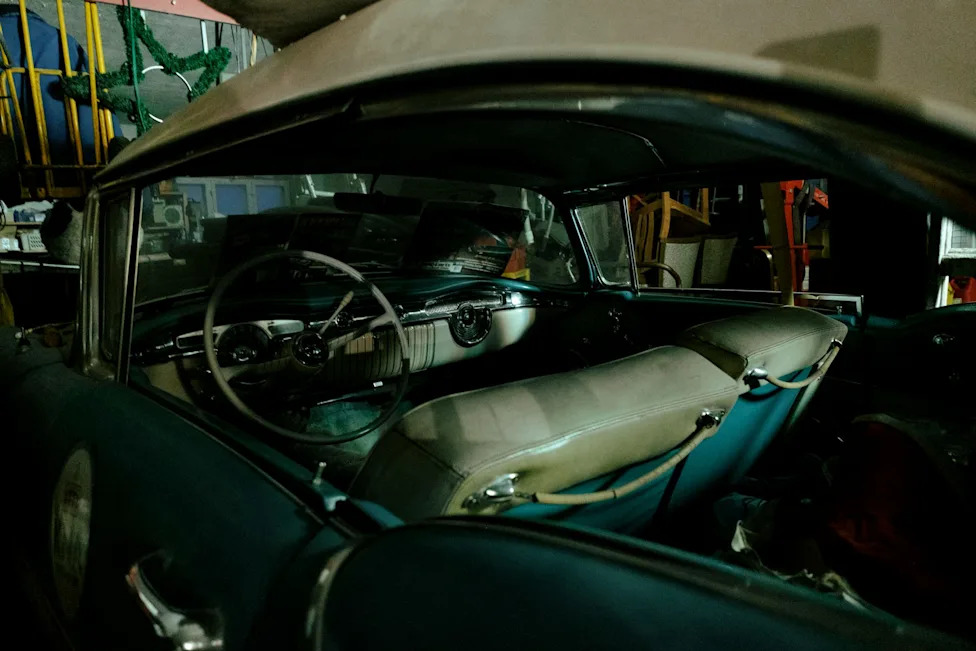 Barn Finds at Auction: Why Buyers Pay Premiums for Dust and Patina