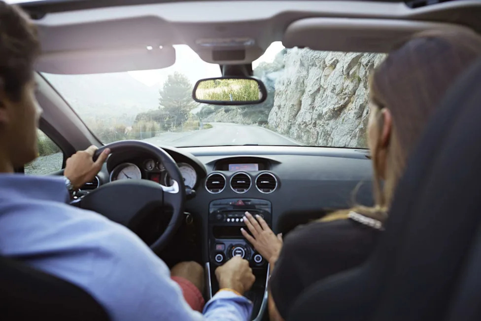 What Causes Car Windows To Fog Up In Summer?