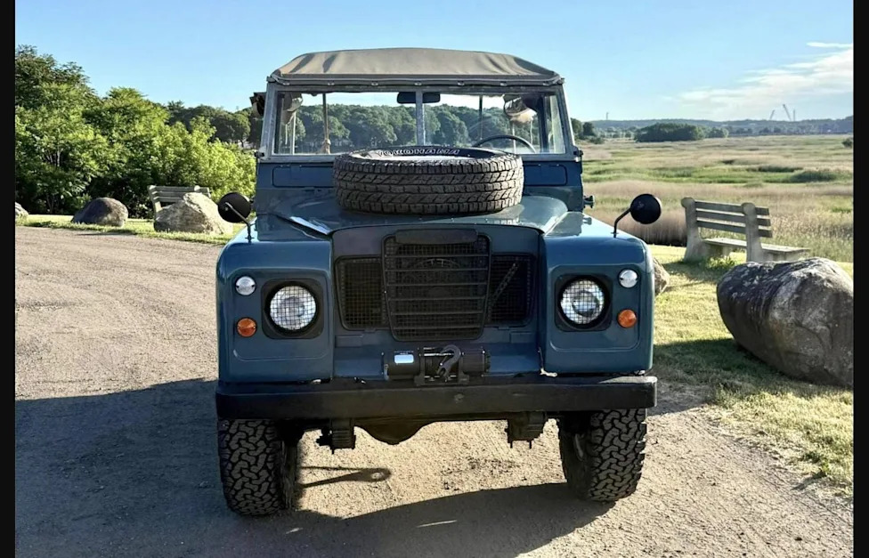 This South American-Spec 1970 Land Rover 88 Series IIA Is A Rugged Time Capsule