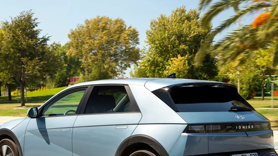 EV owner drives 584 miles for Chinese food with mom, and spends just $34 on charging