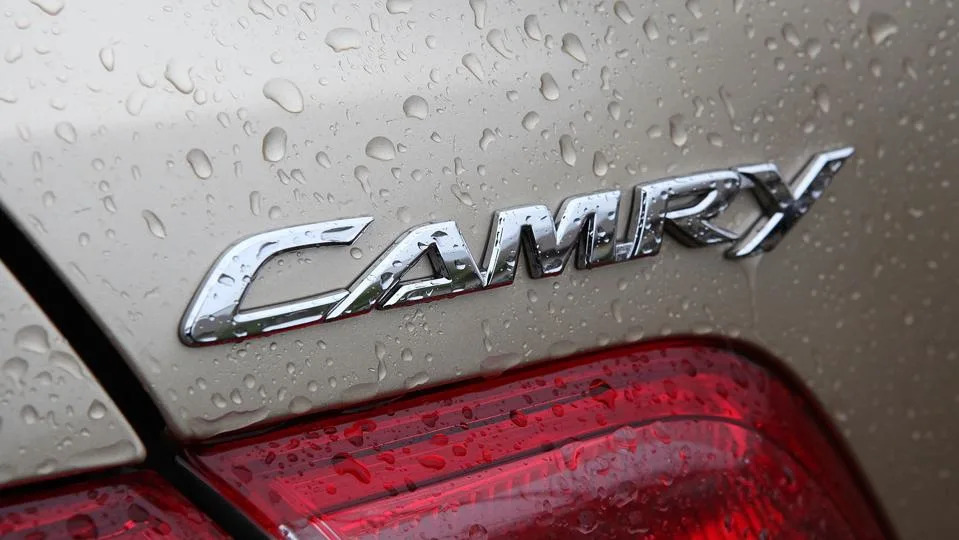 Toyota, Toyota Recalls 508,000 New Camrys Over Turn Signals That Could Turn Off Abruptly