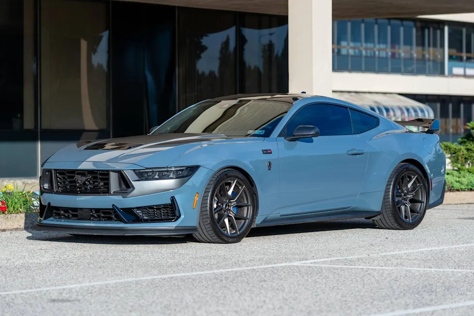 Hennessey's 850-HP Mustang Dark Horse Is Up for No-Reserve Bid on Cars &amp; Bids