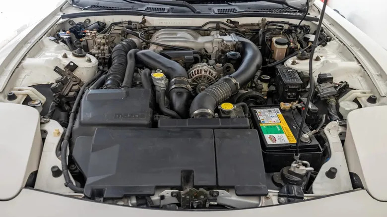 19,000-Mile 1995 Maxda RX-7 Twin Turbo For Sale May Be Peak '90s Japanese Sports Car