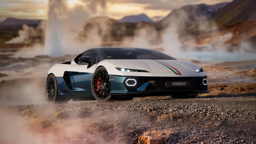 Lamborghini Revives the Tricolore for 2026