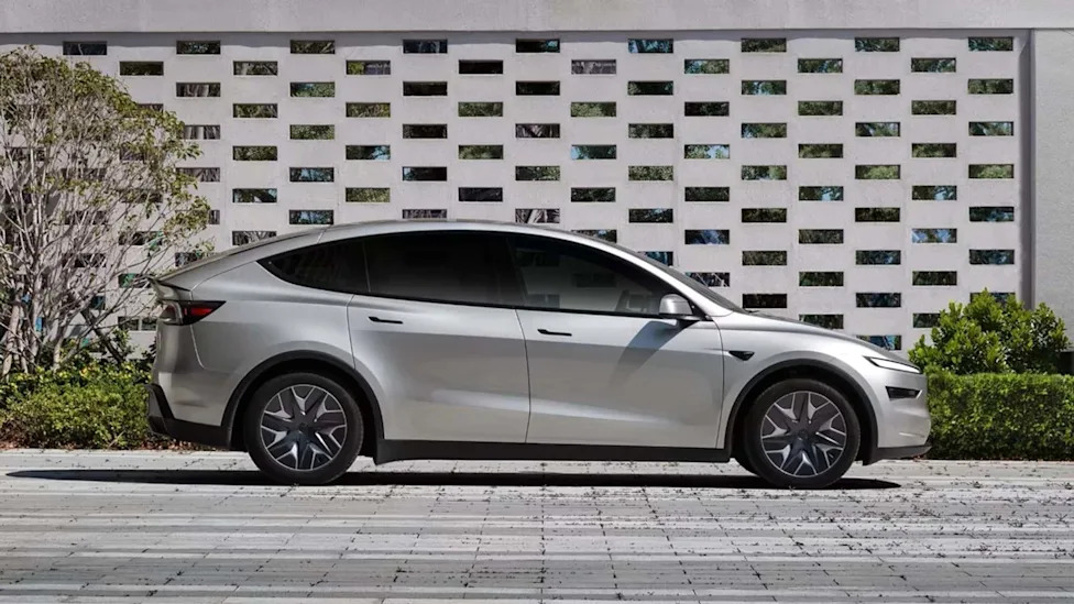 Tesla’s New Three-Row EV Is The Longest-Range Model Y Tested By Edmunds