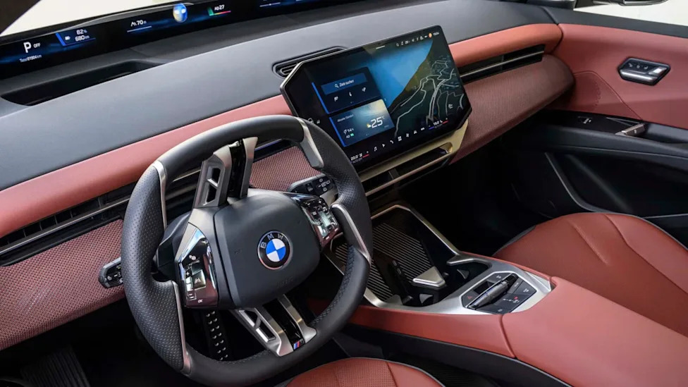 BMW Exec Says Young People Are To Blame For The Lack Of Physical Buttons In New Cars