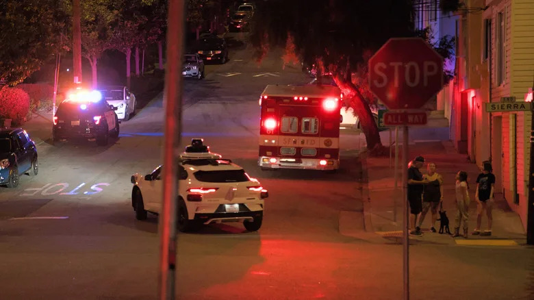 NHTSA Is Sick Of Self-Driving Cars Getting In The Way Of Emergency Responders
