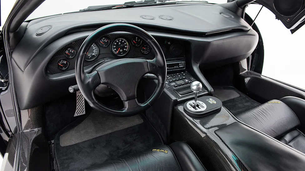 One of the Rarest Lamborghini Diablos Will Soon Be up for Grabs