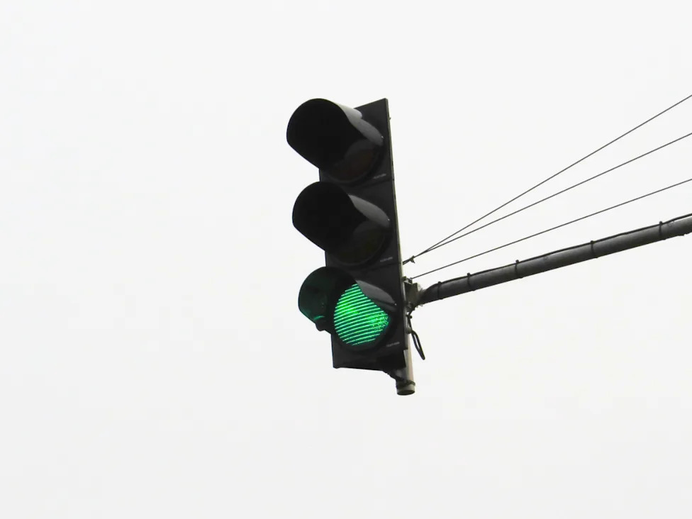 These Traffic Lights Reward Drivers Who Obey the Speed Limit