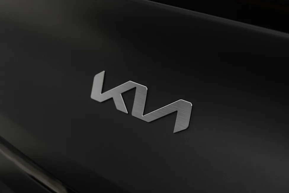 Kia, Kia Telluride, Kia Can't Shake This Telluride Windshield Lawsuit No Matter How Hard It Tries