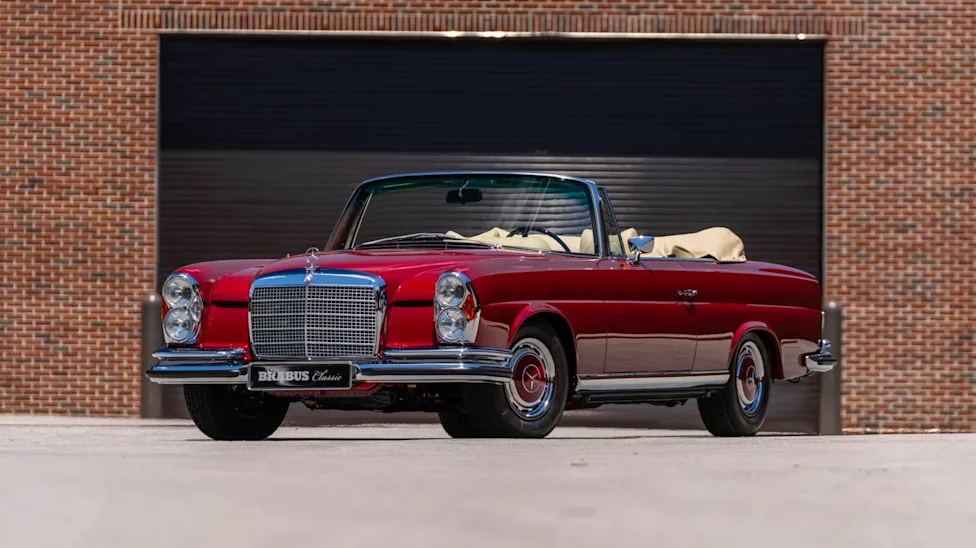 BRABUS-Restored 1971 Mercedes-Benz 280 SE 3.5 Cabriolet Is for Sale on Mecum's Monterey Auction
