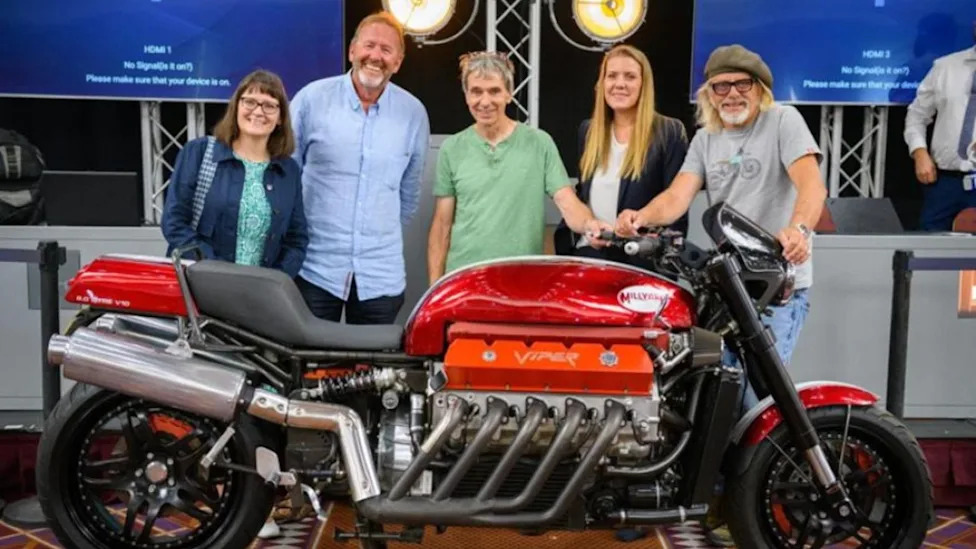 This 500-bhp Dodge Viper V10 Motorcycle Sold for $172,000—And It's Not Headed to a Garage