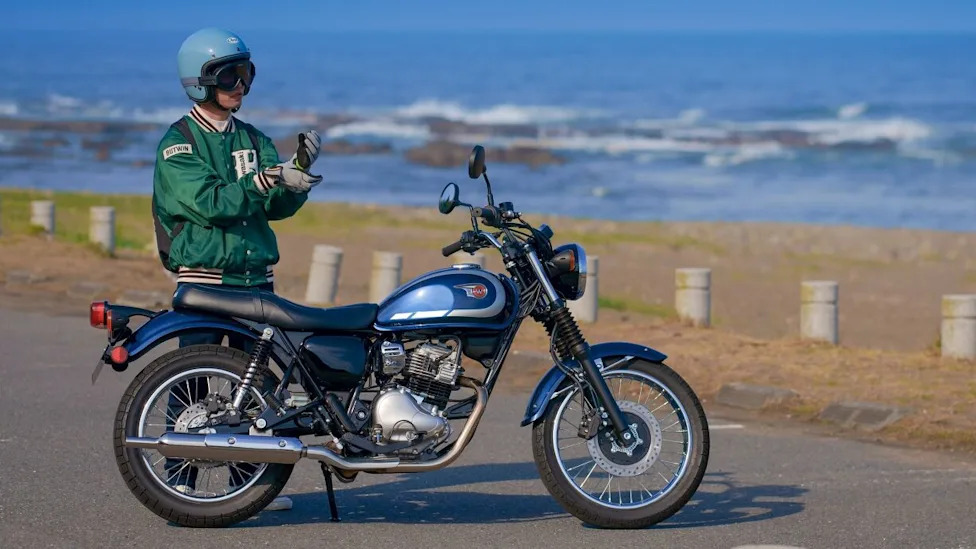 2025-2026 Kawasaki W230 Recalled for Damaged Indicators