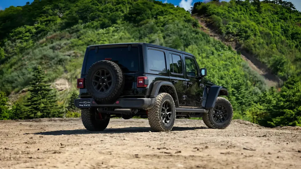 Jeep's Latest Special Edition Adds Blackout Styling And Comfort Gear For Just $80