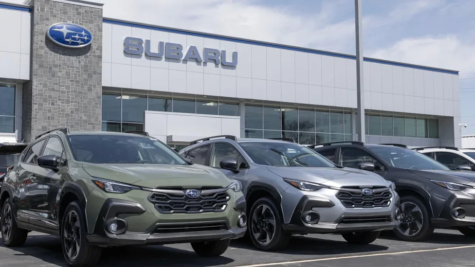 Subaru, Subaru recalls 541,237 SUVs after wrong weight label could lead to overloading, crashes