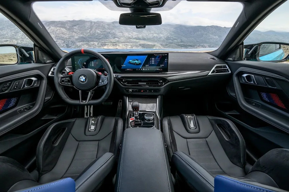BMW's Last Rear-Drive Hero Is Now Getting AWD