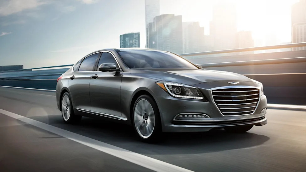 10 Reliable Luxury Cars Under $10K Worth Buying