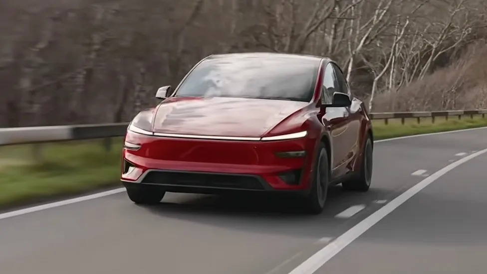 Tesla, Tesla Model Y, In Australia, Tesla's Model Y just posted the biggest sales month for any car in 24 years