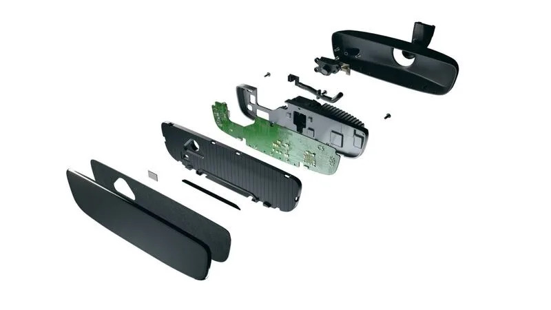 Your Next Car Will Know You’re Distracted Before You Do Thanks to Smart Rearview Mirrors