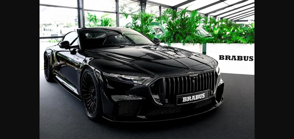 Rolls-Royce, An Electric Rolls-Royce and a New Hypercar Headline Salon Privé's Opening at Blenheim Palace
