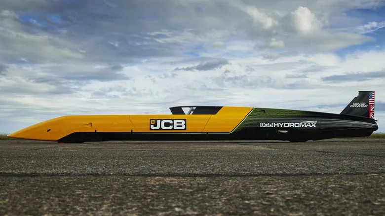 The Current Land Speed Record For Hydrogen Combustion Cars Is Held By A 22-Year-Old BMW