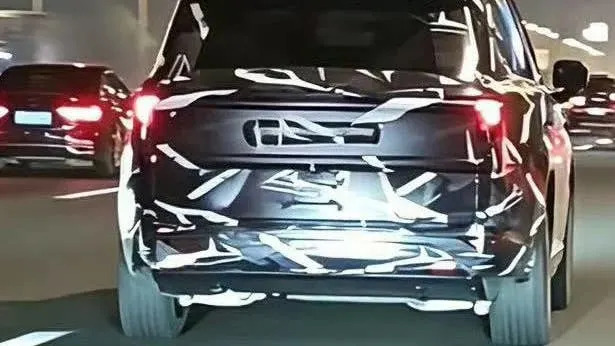Xiaomi's First Full-Size SUV Gets a Roof Tent and 900-Mile Range