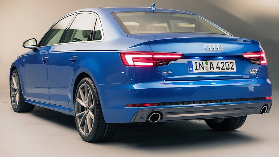 2018 BMW 3 Series vs 2018 Audi A4: Which One Is More Reliable