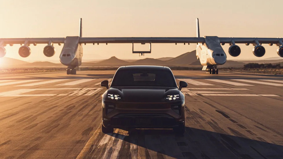 Porsche, Porsche Cayenne, Porsche just proved the Cayenne Electric is the most impressive performance vehicle you can drive
