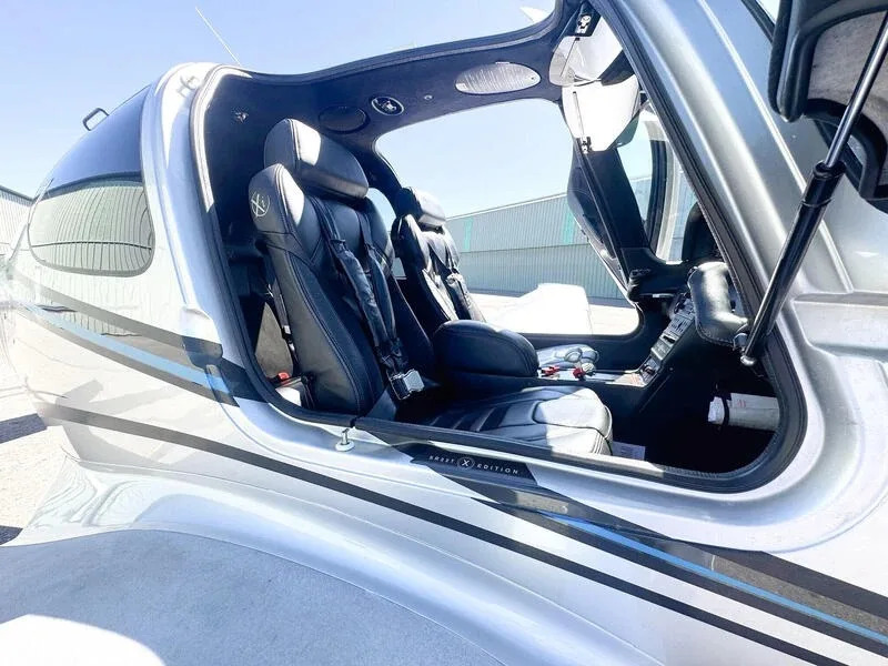 This 2015 Cirrus SR22T G5 Is a Well-Appointed ‘AircraftForSale' Top Pick