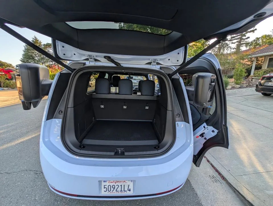 Waymo’s Ojai Is Now Open To Public.  My Experience Spoke To The Future