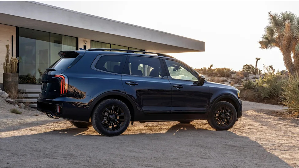 Kia Faces Lawsuit Over Telluride Defect That Allegedly Disappears During Dealer Inspections
