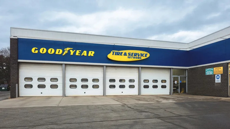 Who Makes Kelly Tires And Where Are They Manufactured?