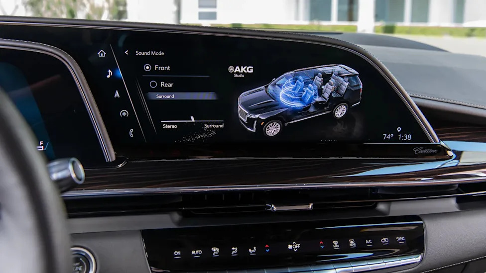 Vehicle infotainment remains a pain point for drivers: JD Power