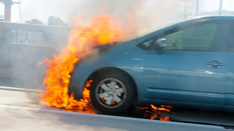 Why Most Commercial Vehicles Are Required To Carry Fire Extinguishers