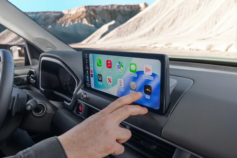 These off-road Honda SUVs just got a free supercar feature (if you use an iPhone)