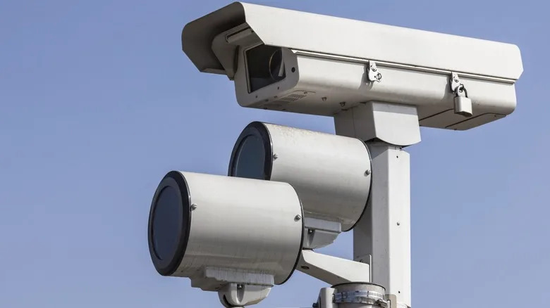 Here's What Those Small Cameras On Top Of Traffic Lights Are For