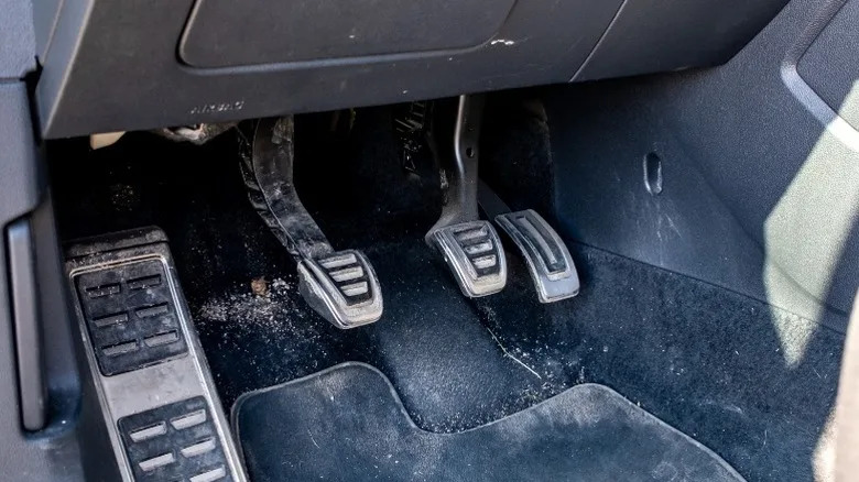 The Biggest Cons To Consider Before Buying A Manual Transmission Car
