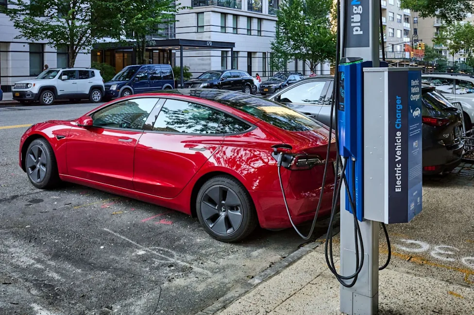 American EV drivers say road-trip downer is 8 charging apps, 2 adapters, and mystery prices