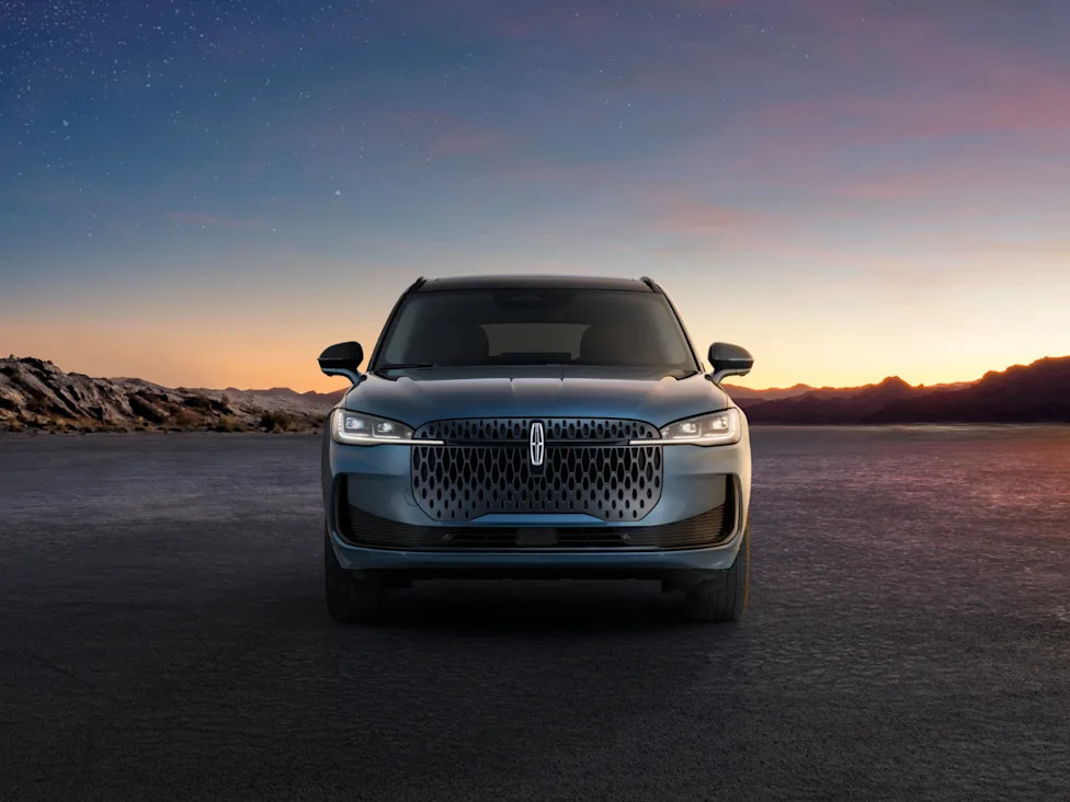 2027 Lincoln Corsair Comes From China as Price Rises About $7,300