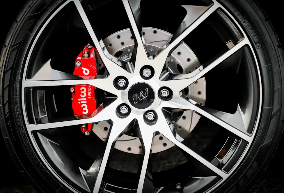 Man Suffers Brake Failure on Car With Clean Carfax Report on a Test Drive