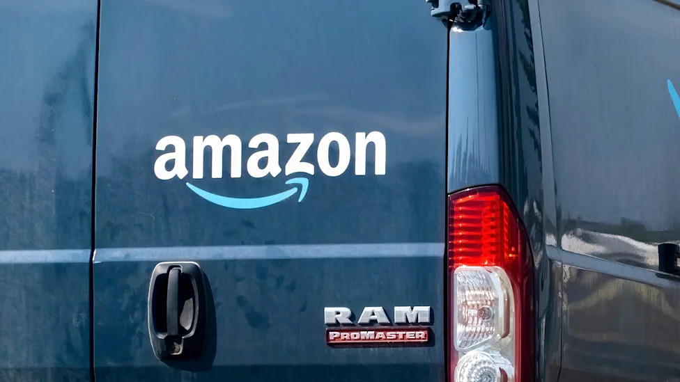 Amazon drivers say a new update shuts off their AC automatically as dangerous heat waves intensify