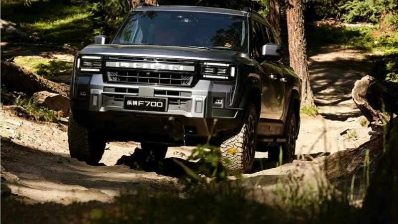 China's New Hybrid Pickup Looks Like A Land Cruiser And Targets The Ford Ranger