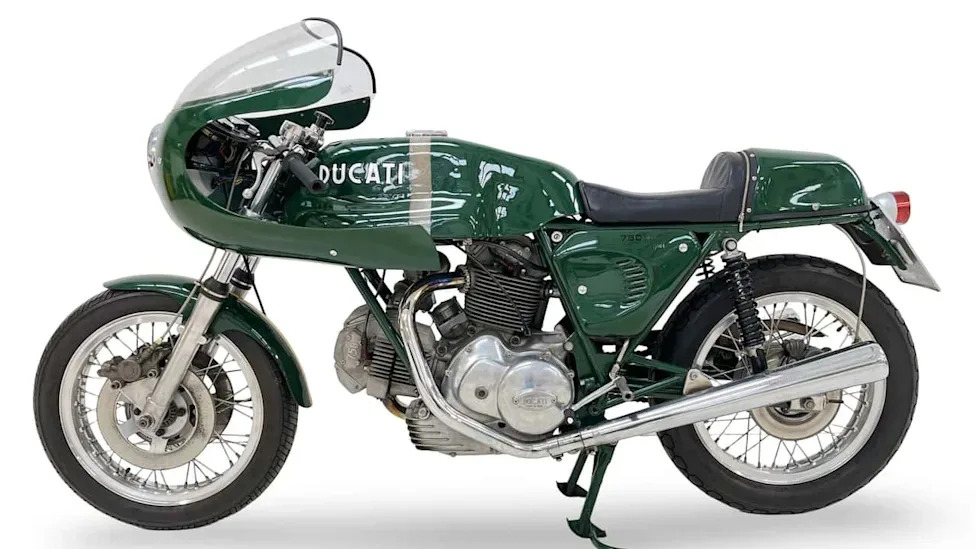 Someone Painted a $120,000 Ducati British Racing Green and Purists Are Absolutely Losing It