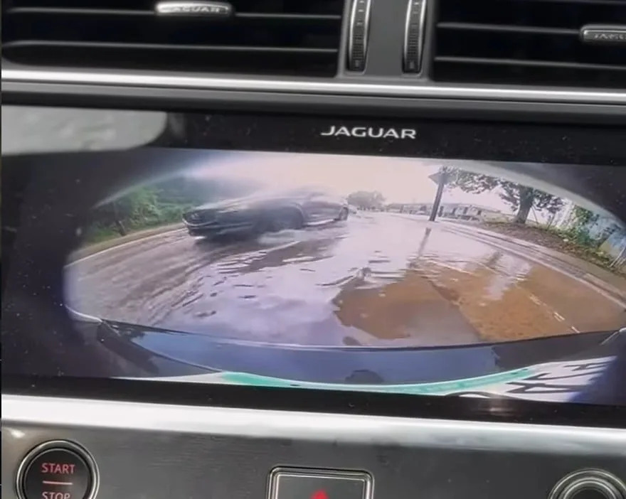 Waymo Robotaxi Leaves Journalist Stranded Over Flooded Street in Atlanta Other Cars Easily Crossed